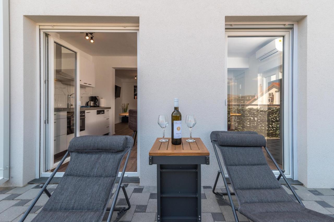 Delux Apartment Eva Trogir Exterior photo