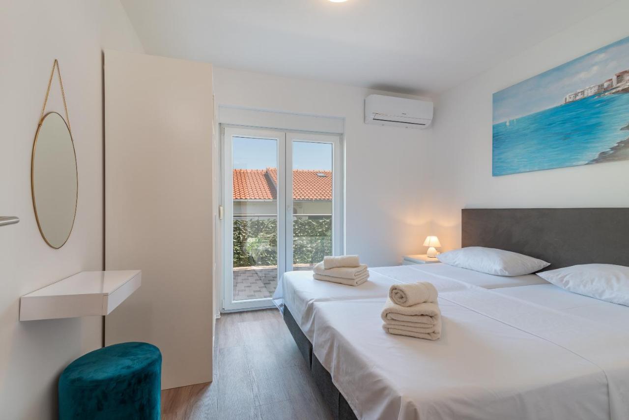 Delux Apartment Eva Trogir Exterior photo